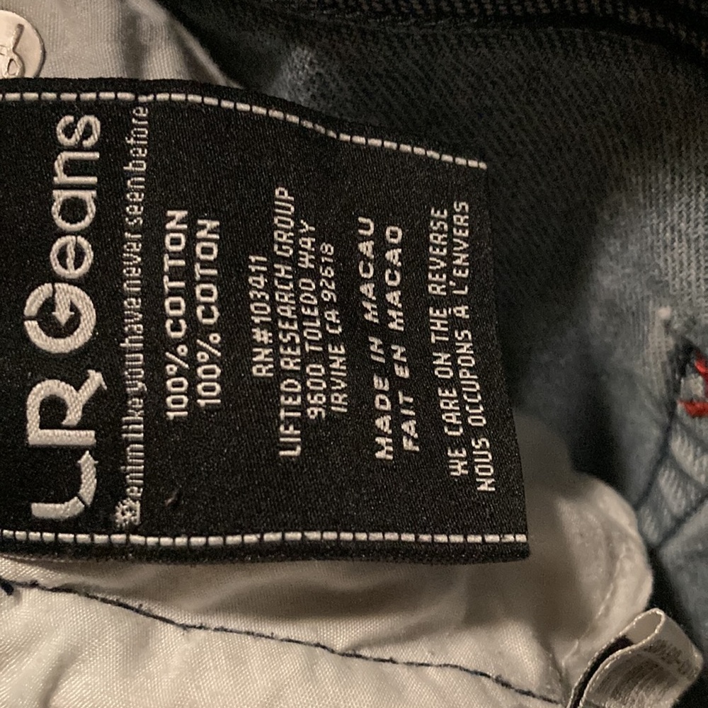 6 Pocket 1 Patch Damage Sustained While Building … - image 3